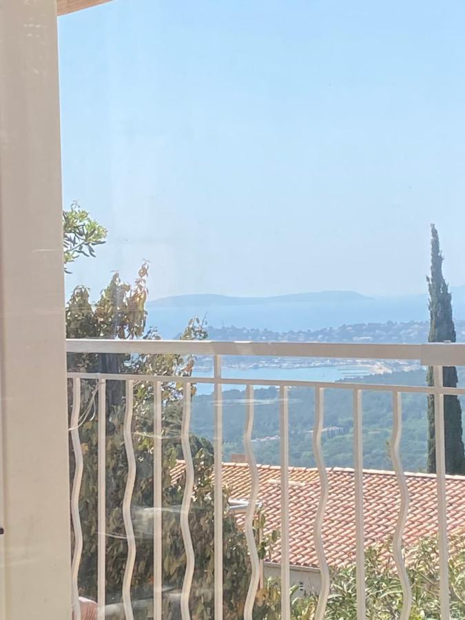 Villa Mit Grossartigem Panoramablick Auf Das Meer Und Direkt Am Pool La Croix-Valmer Exterior photo