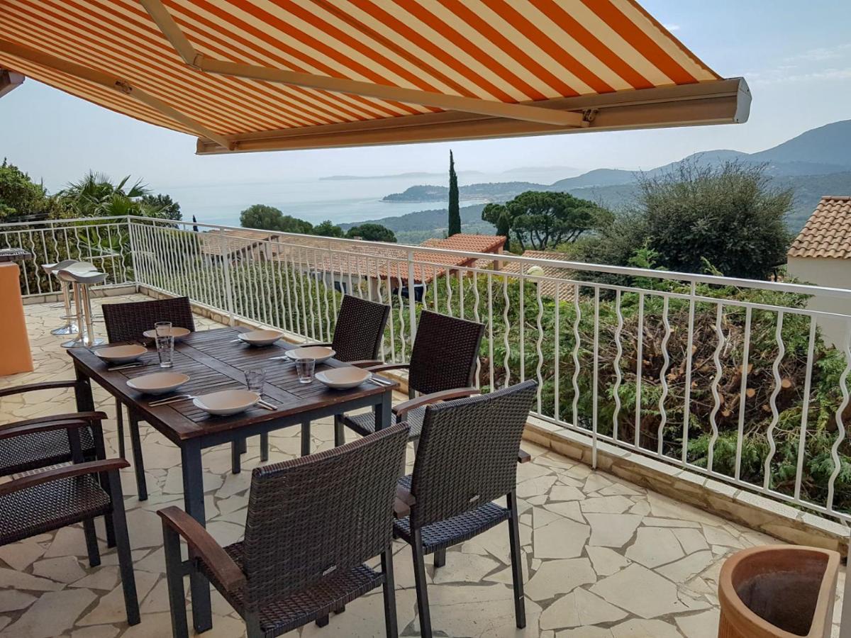 Villa Mit Grossartigem Panoramablick Auf Das Meer Und Direkt Am Pool La Croix-Valmer Exterior photo