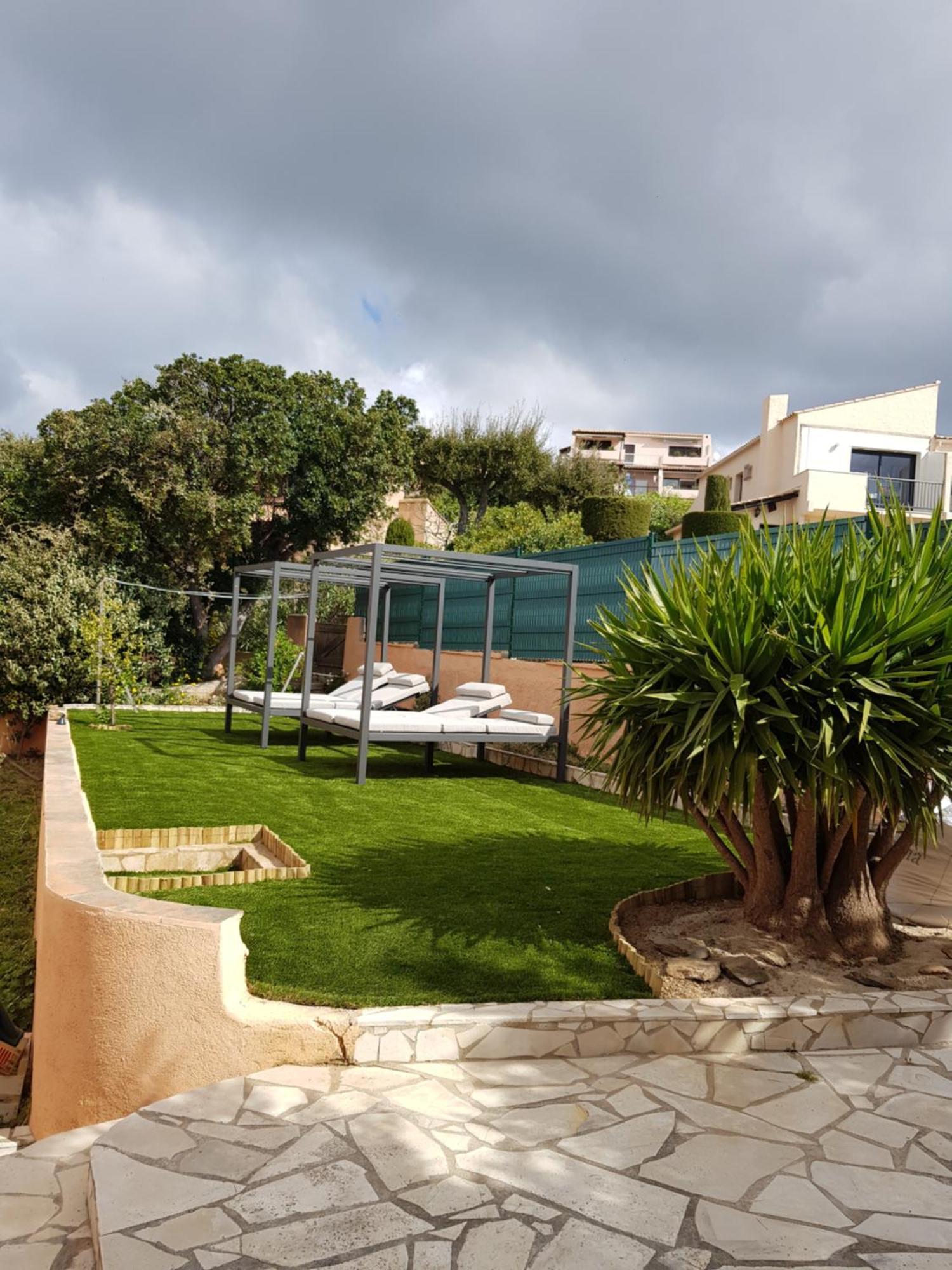 Villa Mit Grossartigem Panoramablick Auf Das Meer Und Direkt Am Pool La Croix-Valmer Exterior photo