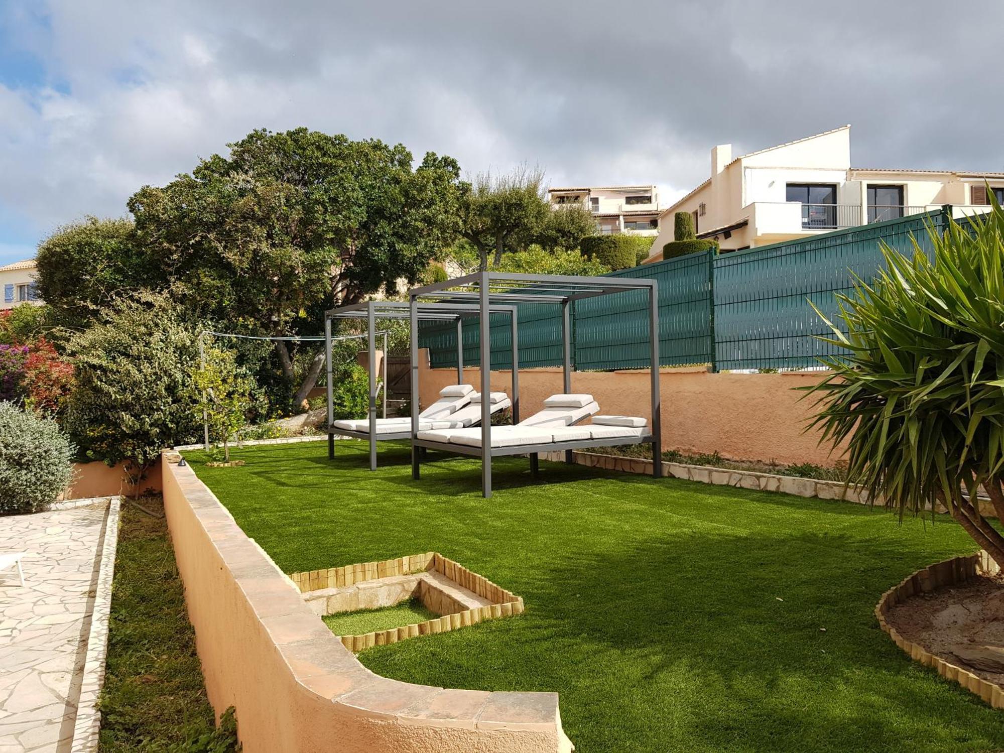 Villa Mit Grossartigem Panoramablick Auf Das Meer Und Direkt Am Pool La Croix-Valmer Exterior photo